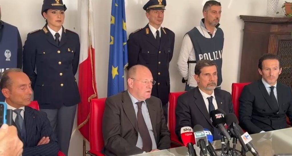 Assalto pullman tifosi Pistoia basket, proseguono le indagini. Procuratore: “Non c’è premeditazione”