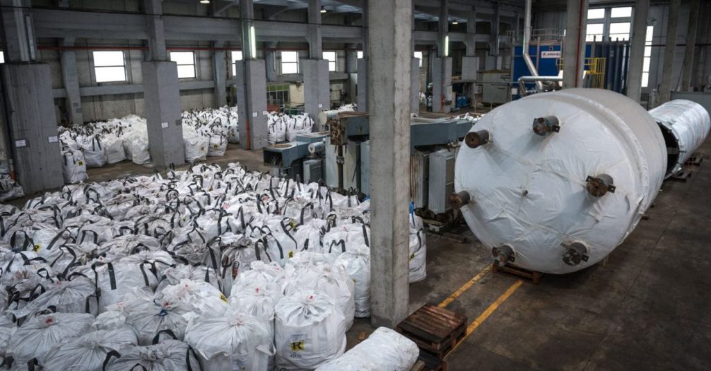 Nuovo Polo per la Gestione dei Rifiuti Industriali Pericolosi: Nasce Rinovha, un Passo Avanti per l&#039;Ambiente in Italia