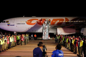 La politica di deportazione di massa di Trump: una strategia crudele e controversa