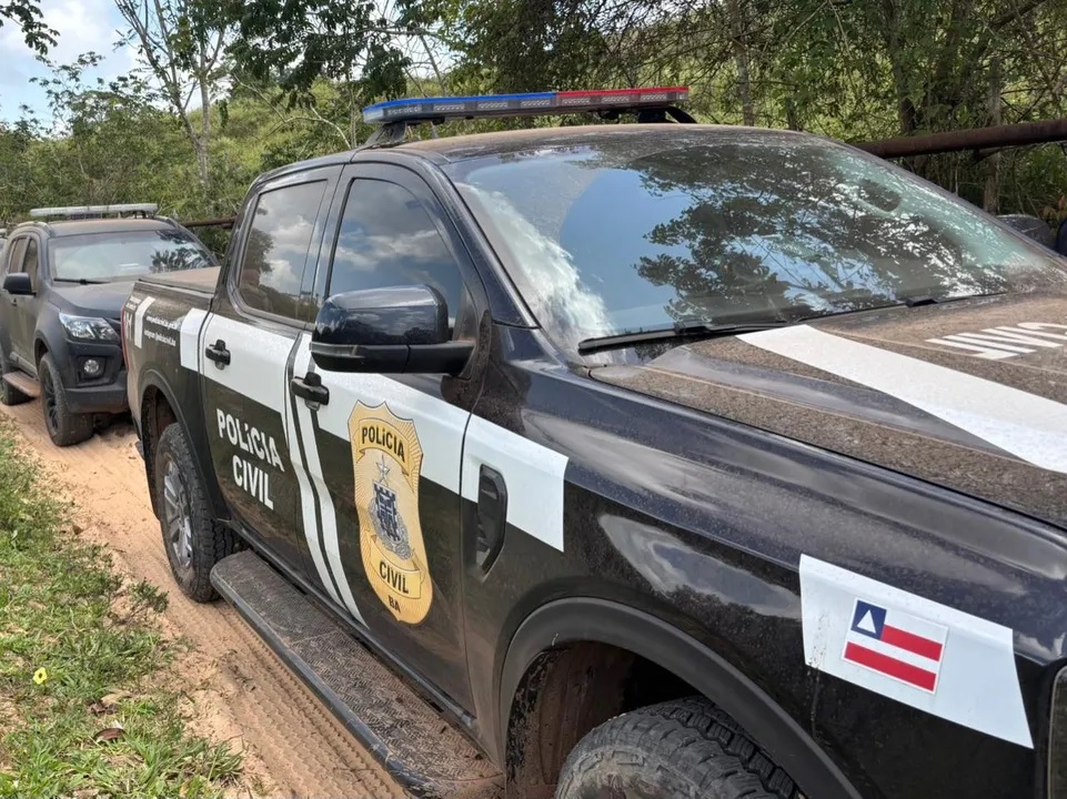 Três torcedores do Bahia são presos em flagrante no Imbuí