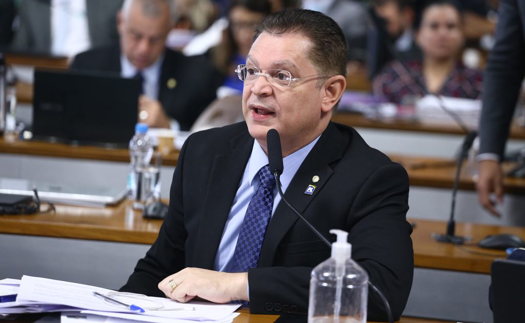 Torres e Ramagem rischiano l&#039;allontanamento dalla Polizia Federale entro la fine dell&#039;anno a causa delle condanne per il piano golpista