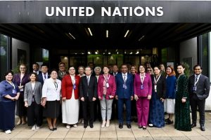 Parlamentari lavorano per aumentare la rappresentanza delle donne in politica e nel lavoro in Bosnia ed Erzegovina