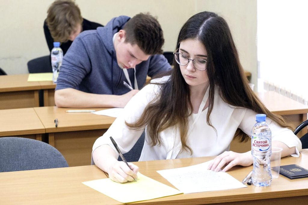 Aumento dei requisiti di ammissione alle università di Voronež: cosa cambia per i diplomati russi