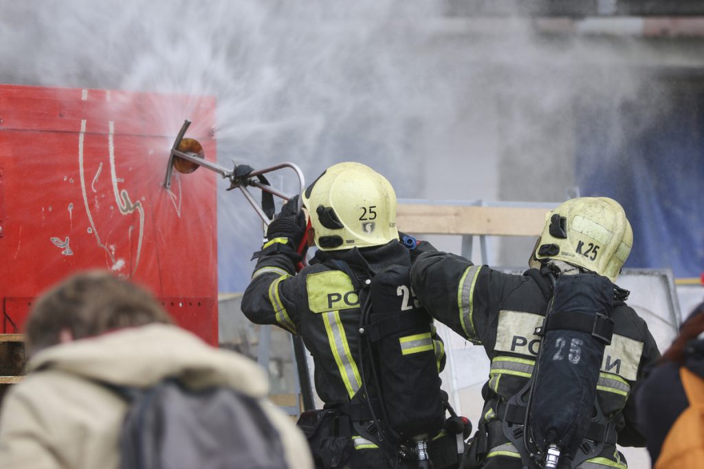 В крупном сибирском городе при пожаре погибли люди