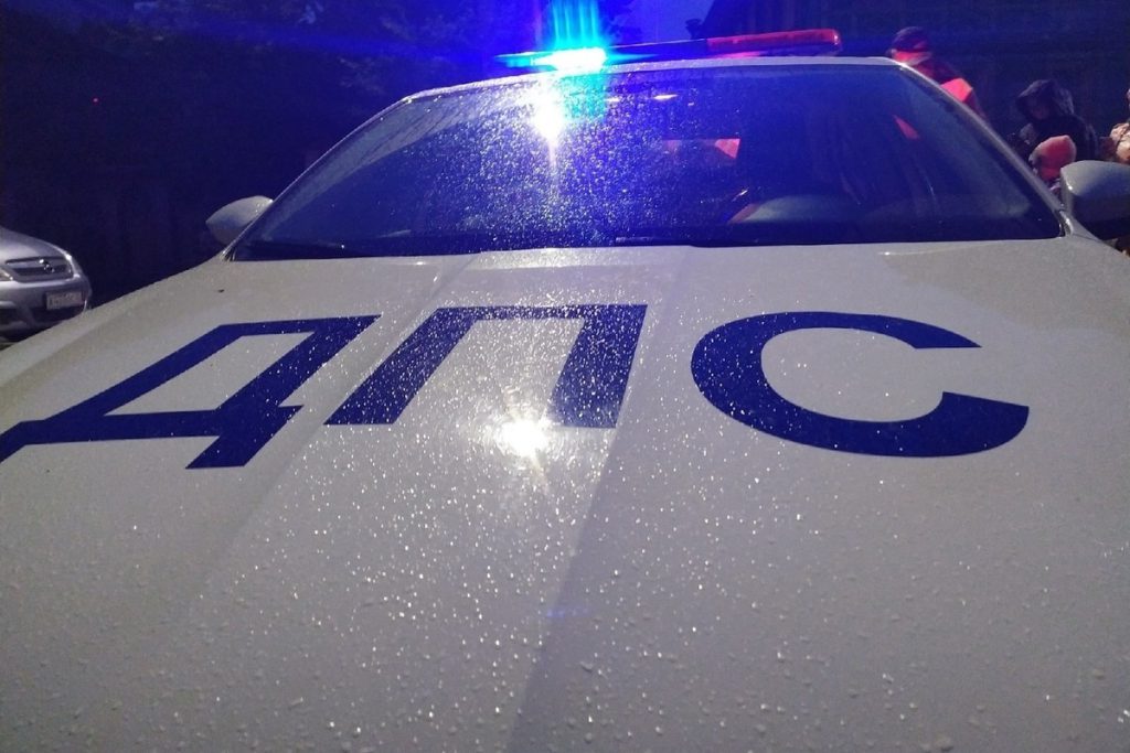 Пьяного угонщика автомобиля без прав задержали в Череповце