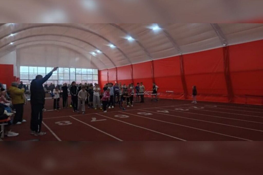 В Брянске  соревнования по лёгкой атлетике посвятили Дню отца