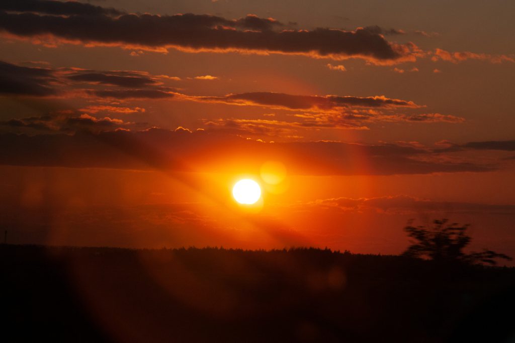 На Солнце зафиксировали серию мощных вспышек