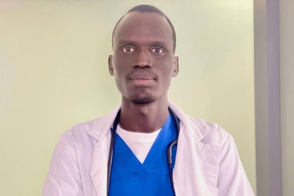 В Ивановский онкодиспансер приехал работать иностранец из ведущего столичного центра