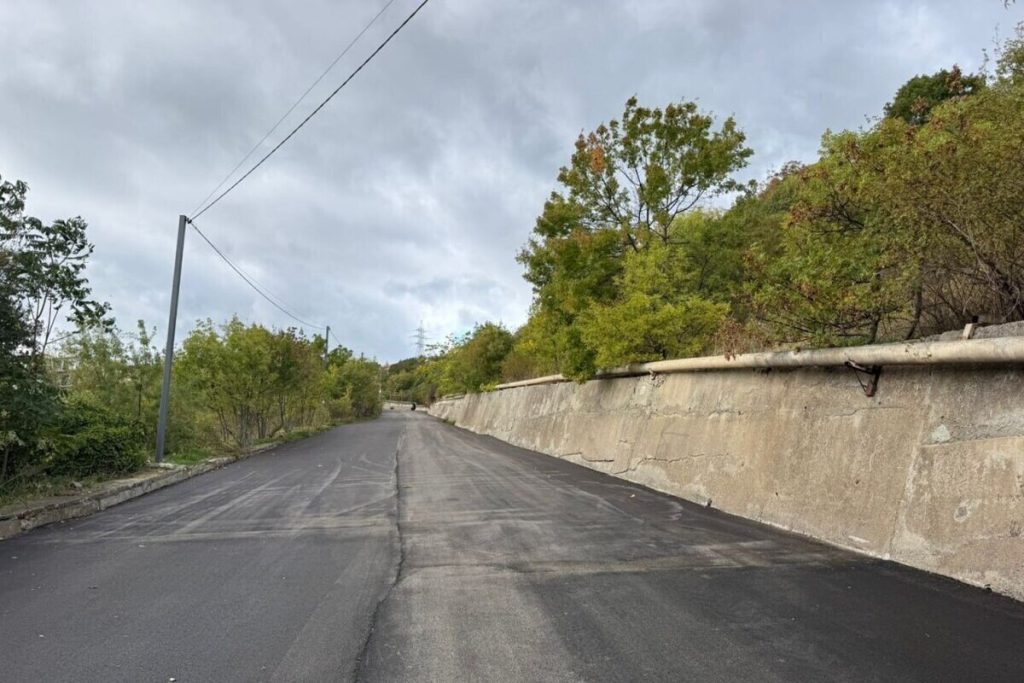 В Ялте ведутся дорожные работы на 15 улицах города и поселков
