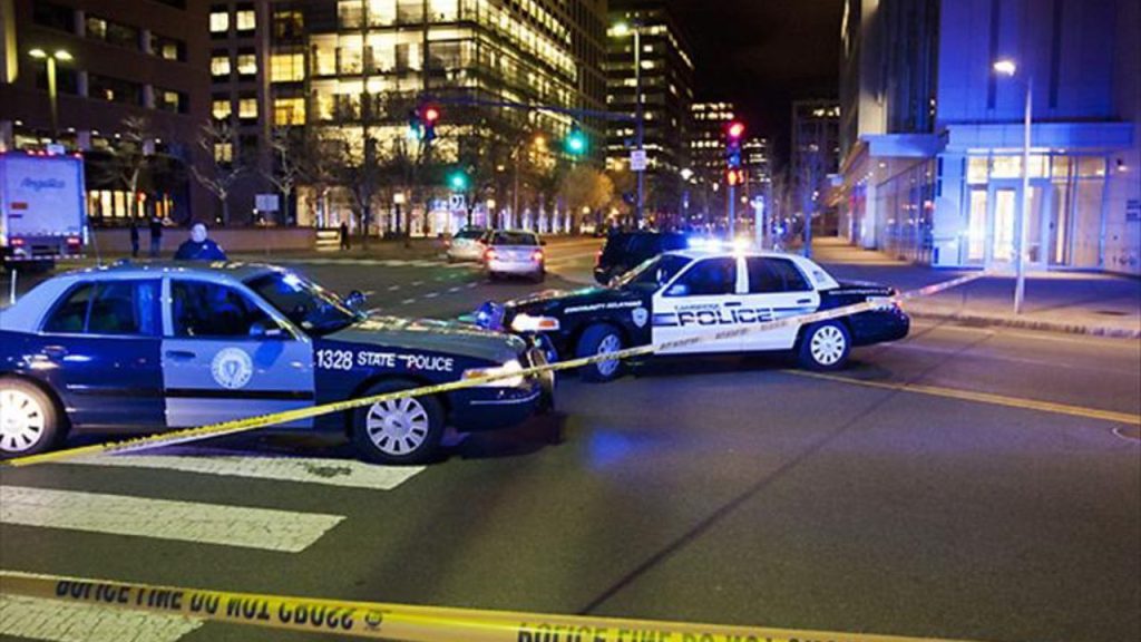 Sparatoria in un Locale di Intrattenimento negli Stati Uniti: Quattro Morti e 20 Feriti nella Contea di Beaufort