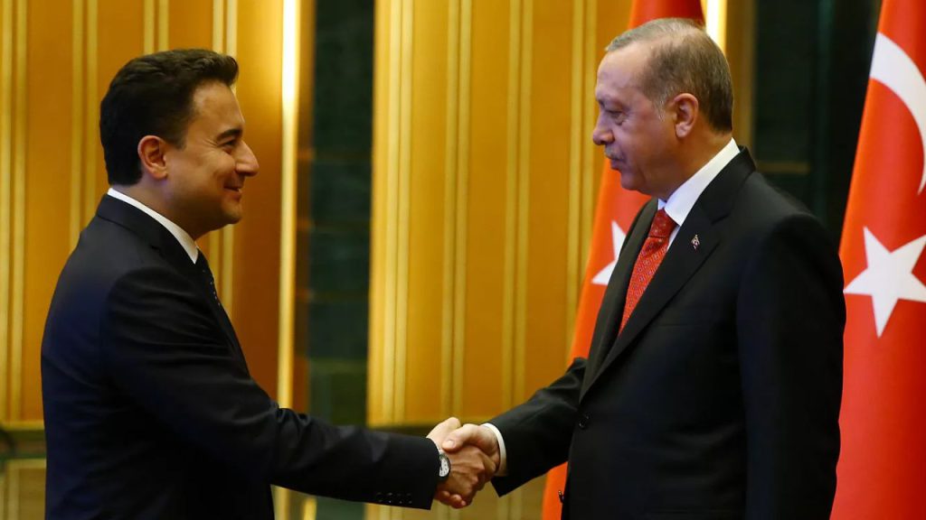 Ali Babacan esprime assenza di rancore nei confronti del Presidente Erdoğan, ma sottolinea disaccordo sulla governance del paese