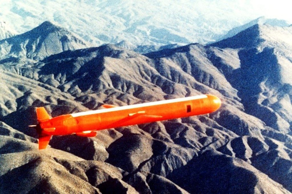 Oshkosh Defense показала новую линейку автономных пусковых установок Tomahawk