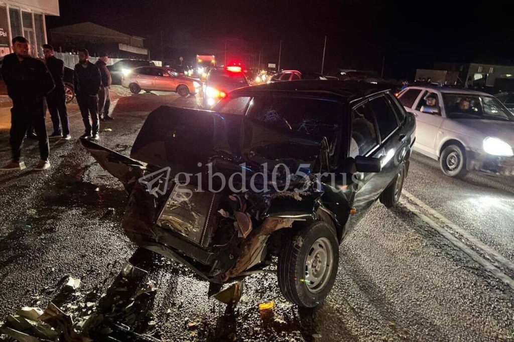 Tragedia in Daghestan: Giovane Muore in Incidente Stradale con Camion