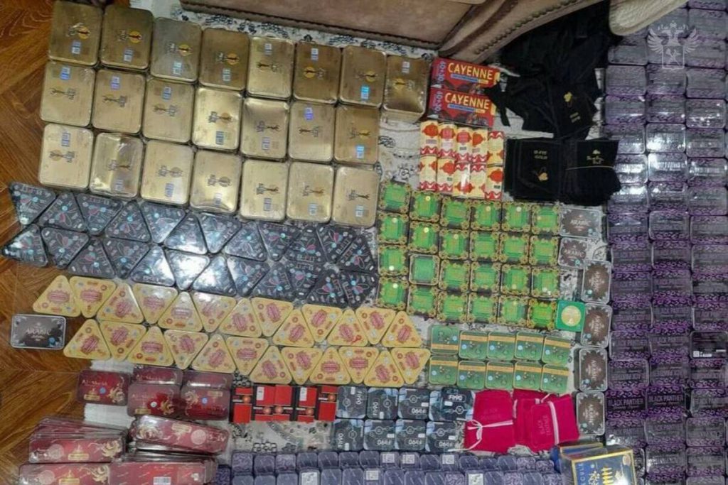 Жителя Дагестана задержали за крупную контрабанду сильнодействующих веществ