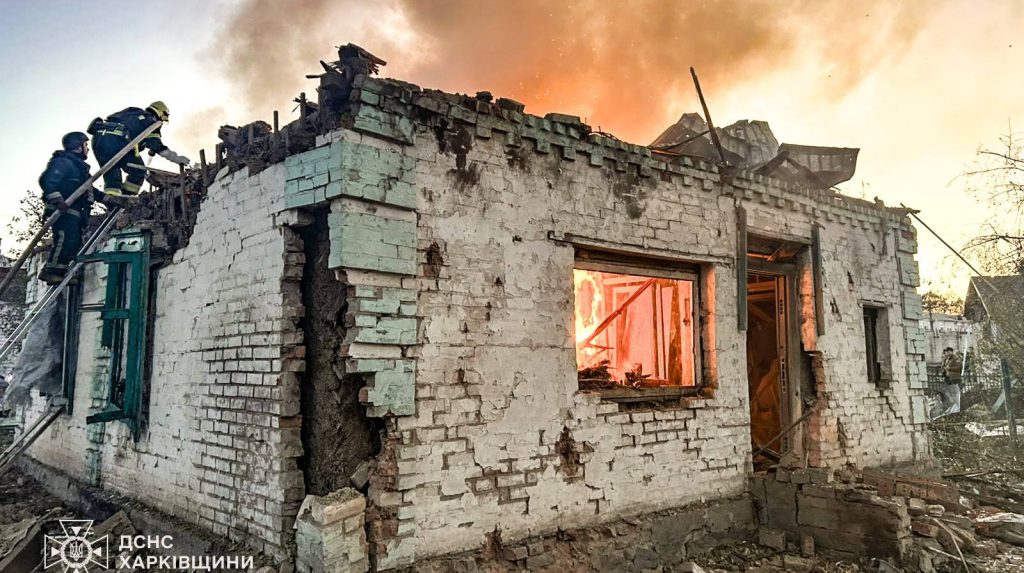 Russians strike Lozova in Kharkiv Oblast, injuring six people