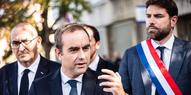 EN DIRECT, gouvernement Lecornu : les passations des pouvoirs vont se dérouler en catimini lundi matin ; le RN et La France insoumise vont déposer chacun une motion de censure dès lundi