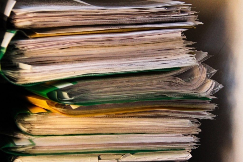 Caso di Corruzione nel Distretto di Belev: Ex Funzionaria e Complici Sospettati di Aver Rubato Milioni di Rubli