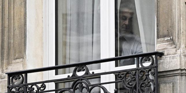 Nicolas Sarkozy a quitté le tribunal après sa convocation en vue de son incarcération ; la date de celle-ci n’a pas été rendue publique