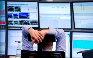 Borse europee proseguono negative assieme a Milano