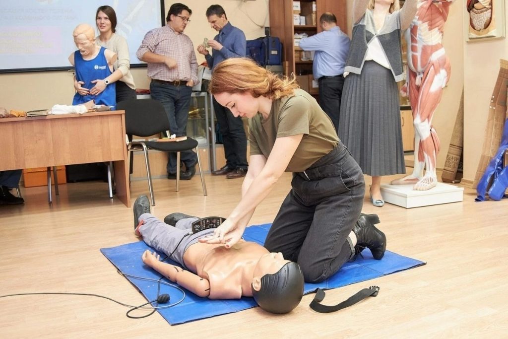Учителей Нижегородской области обучат оказанию первой помощи