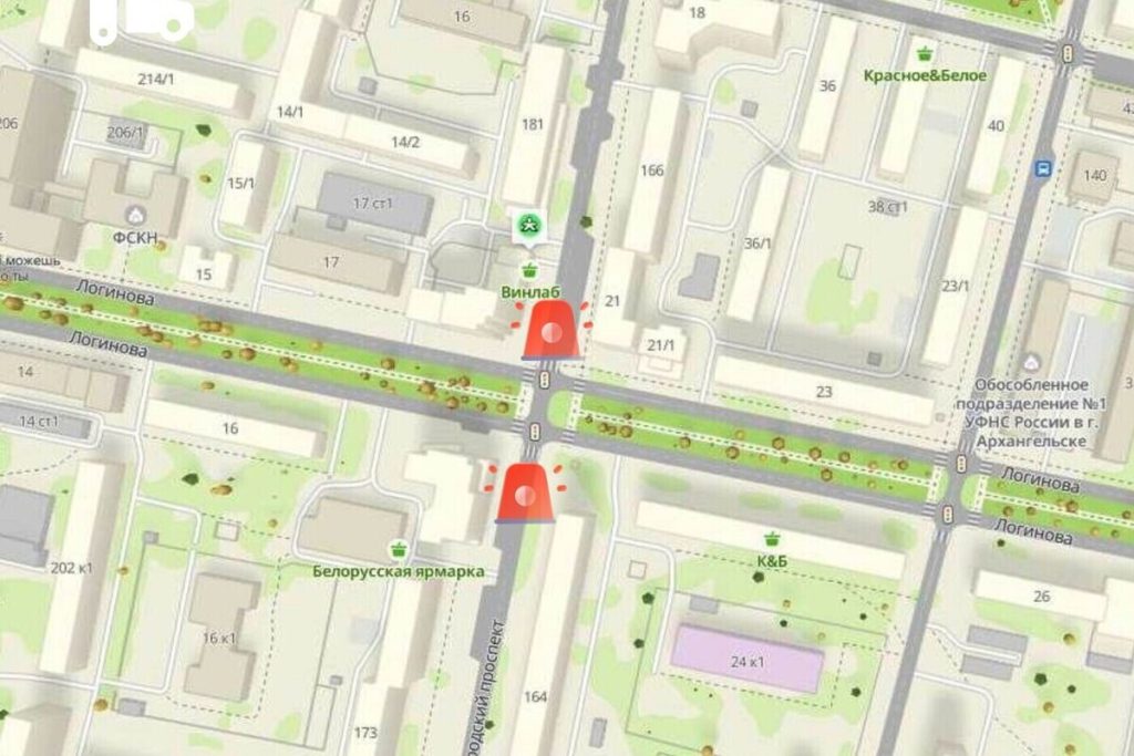 La Città di Archangelsk Affronta la Congestione del Traffico con la Proroga dei Lavori di Manutenzione Stradale