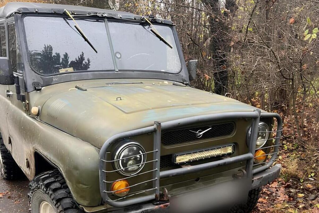 Пьяный житель Тверской области угнал раритетный автомобиль знакомого, чтобы доехать до дома