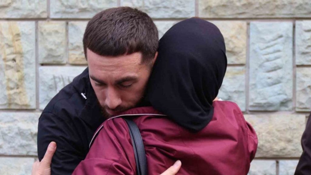 La morte della nonna paterna di Orkun Kökçü, giocatore del Beşiktaş, suscita emozione e riflessione sulla vita e le relazioni personali