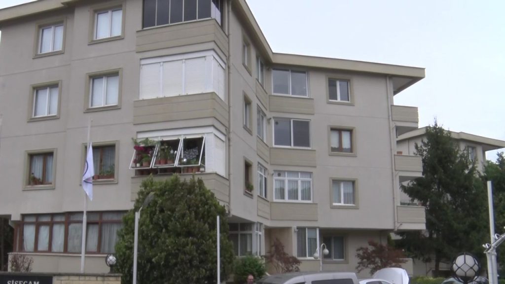 Beykoz&#039;da vahşet! Barışma bahanesiyle geldi, eski sevgilisini katletti!