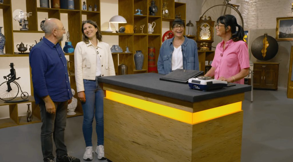 „Bares für Rares“: Als Horst Lichter die Kandidatin sieht, tut er etwas völlig Unerwartetes!