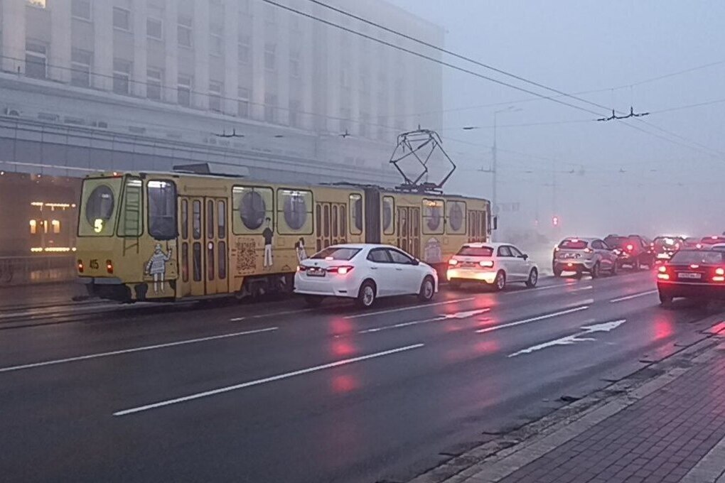 Miglioramento della rete tranviaria a Kaliningrad: nuovi binari per il tram sulla linea numero 5