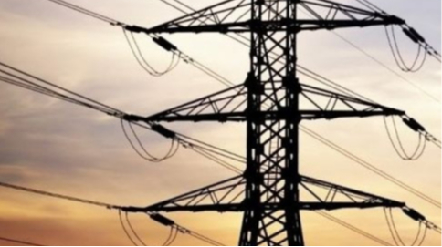 Ucraina: interruzioni di corrente pianificate per consumatori industriali a causa degli attacchi russi contro l&#039;infrastruttura energetica