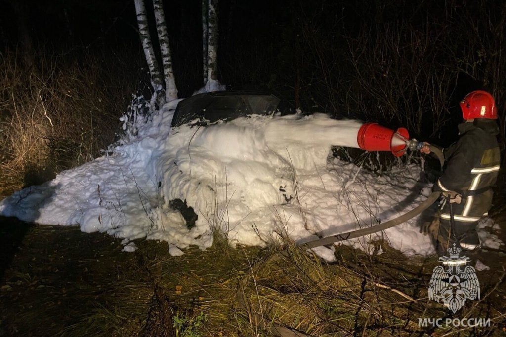 Девушка и подросток разбились в жесткой аварии на ивановской трассе