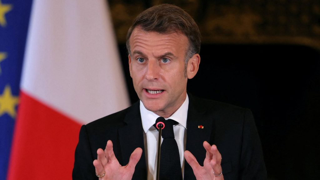 Emmanuel Macron a nommé 176 des 767 ministres de la Ve République