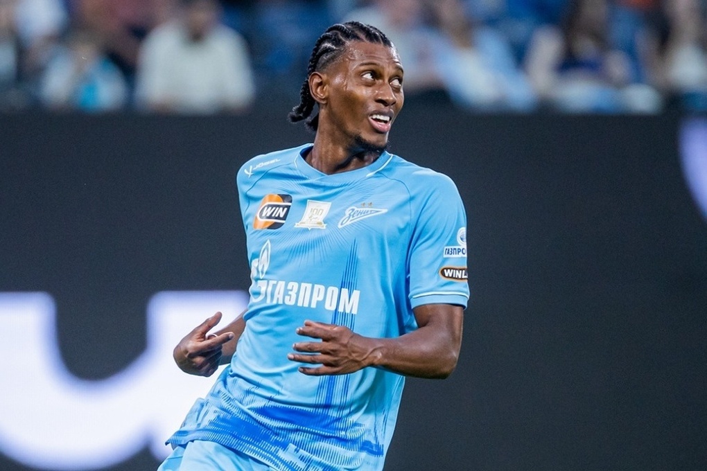 Футболист «Зенита» Кассьерра пропадет с поля на четыре недели из-за травмы