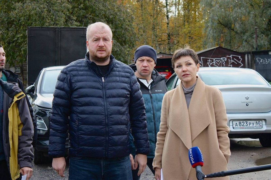 Борис Елкин провел рабочую встречу в округе №9, намечены планы по благоустройству