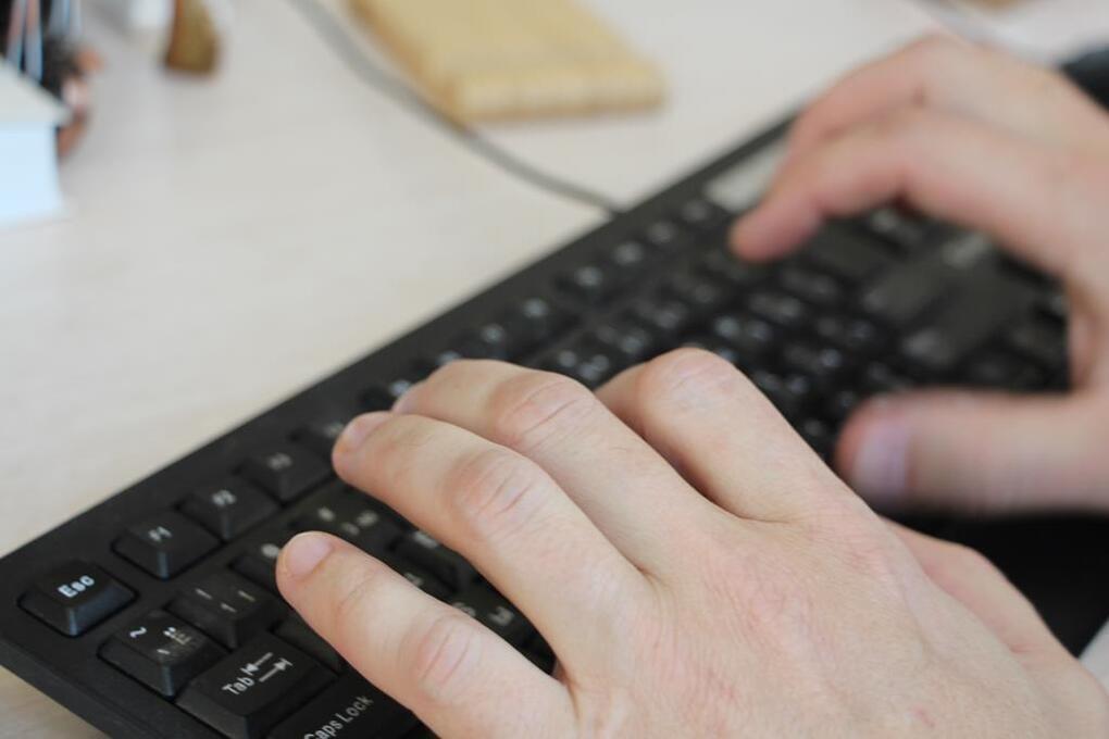 Жители Краснодарского края рассказывают о сбоях в работе популярных мессенджеров