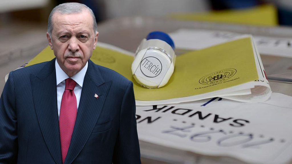 Cumhurbaşkanı Erdoğan&#039;ın masasındaki son İstanbul anketi! Canlı yayında açıklandı