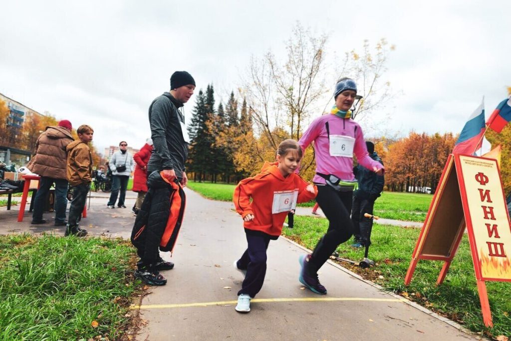 Corsa a Staffetta per Famiglie a Puščino: Un Evento per Promuovere l&#039;Attività Fisica e la Coesione Familiare