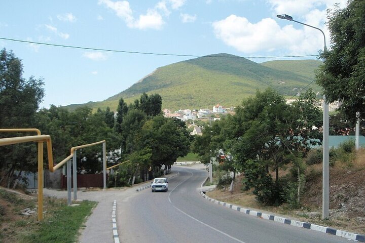 В Новороссийске туристка упала с горы Колдун