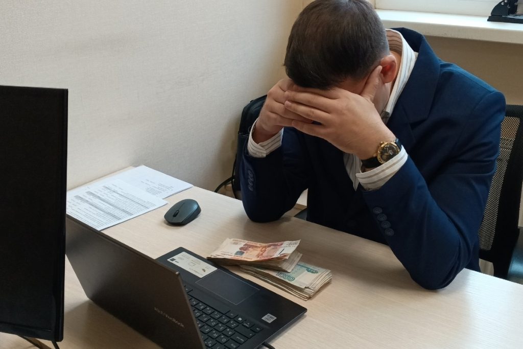 Tribunale di Mosca Condanna Ristorante a Pagare Risarcimento per Violazione dei Diritti d&#039;Autore di Igor&#039; Nikolaev