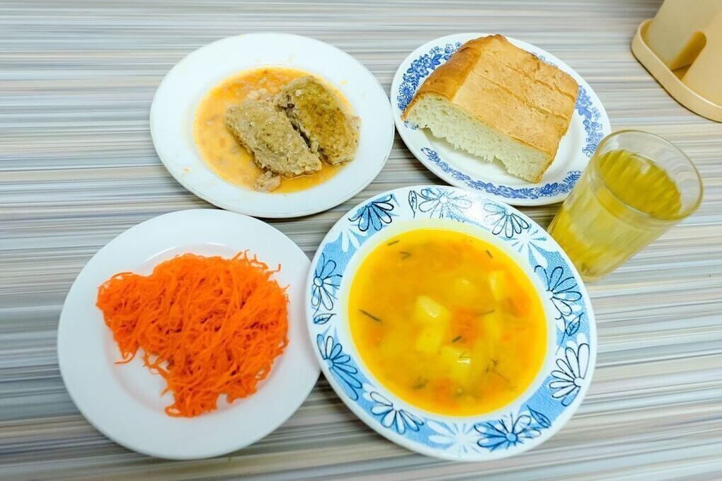 Alimentazione dei Bambini con Infezioni Respiratorie Virali: Consigli e Strategie per una Guarigione Veloce e Sicura