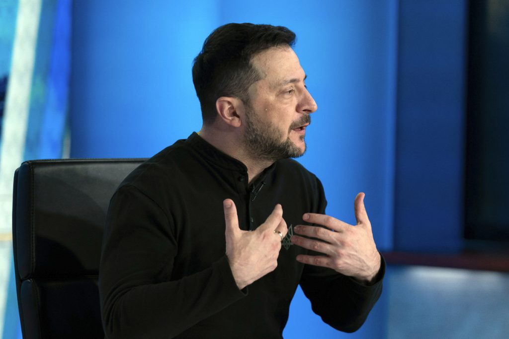 Зеленский требовал у Трампа приглашения в Будапешт