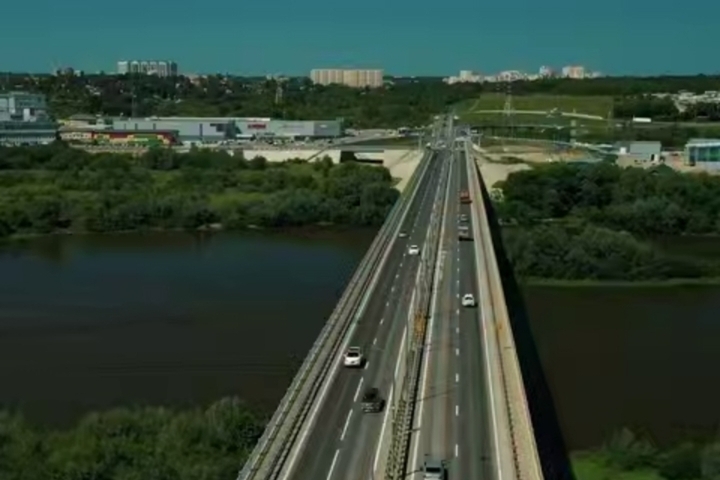 Калужский губернатор поздравил с праздником дорожников