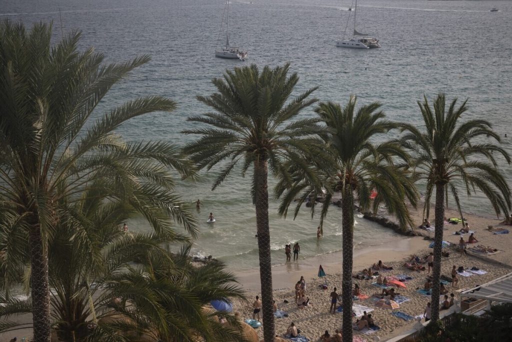 Верный муж: на испанском курорте турист отдал жизнь за спасение супруги