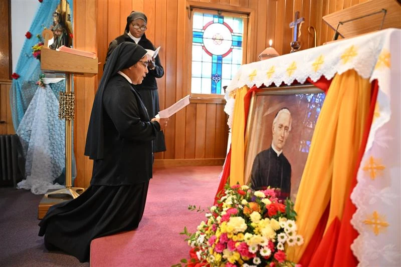 New Jersey bishop installs new leader of Daughters of Charity of the Most Precious Blood