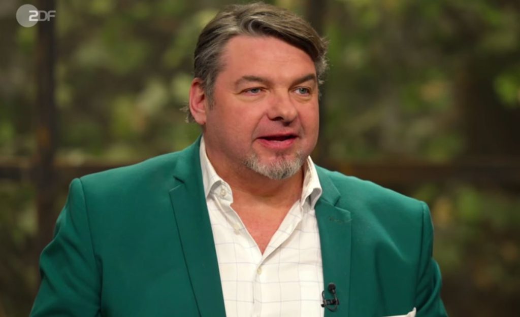 „Bares für Rares“-Star kann’s nicht fassen: „Das ist der Bruder von Daniel Meyer“