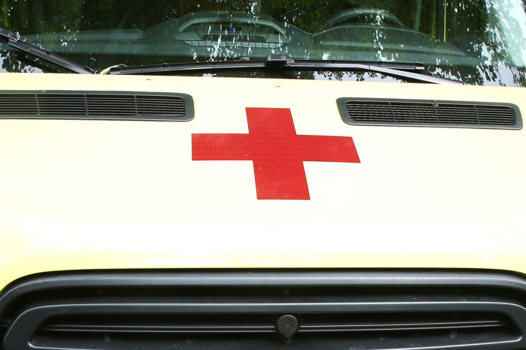 В Петербурге девочка выпала с четвёртого этажа школы посреди урока