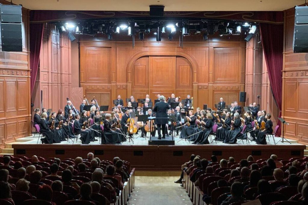 В белгородской филармонии прошел концерт к 160-летию со дня рождения Яна Сибелиуса