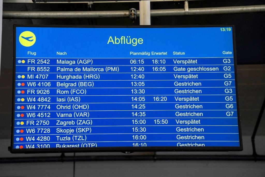 Dreiste Airline-Abzocke! Urlaubern geht bares Geld flöten