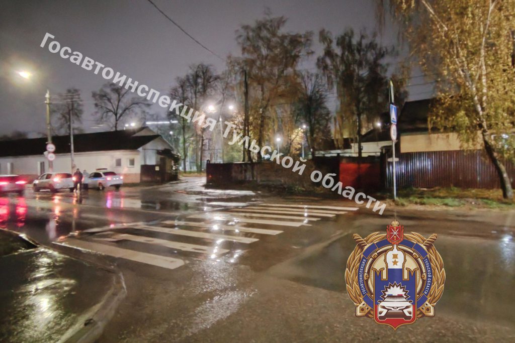 В темноте пенсионер на «Рено» снёс тульского подростка на «зебре»